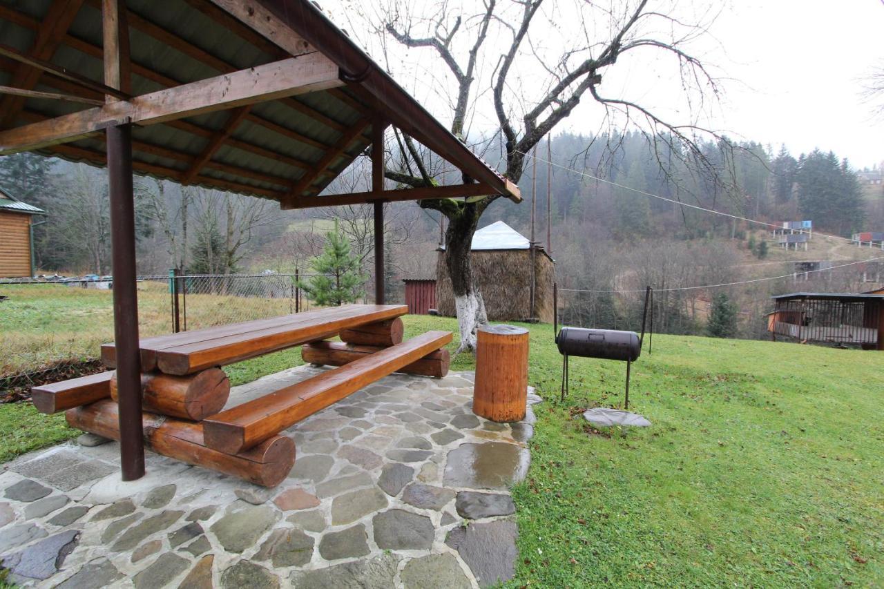 Apartamento Карпатська Полонина Yaremche Exterior foto